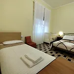 فندق مبيت وإفطار Mehari